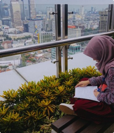 Online Quran learning for children and adults